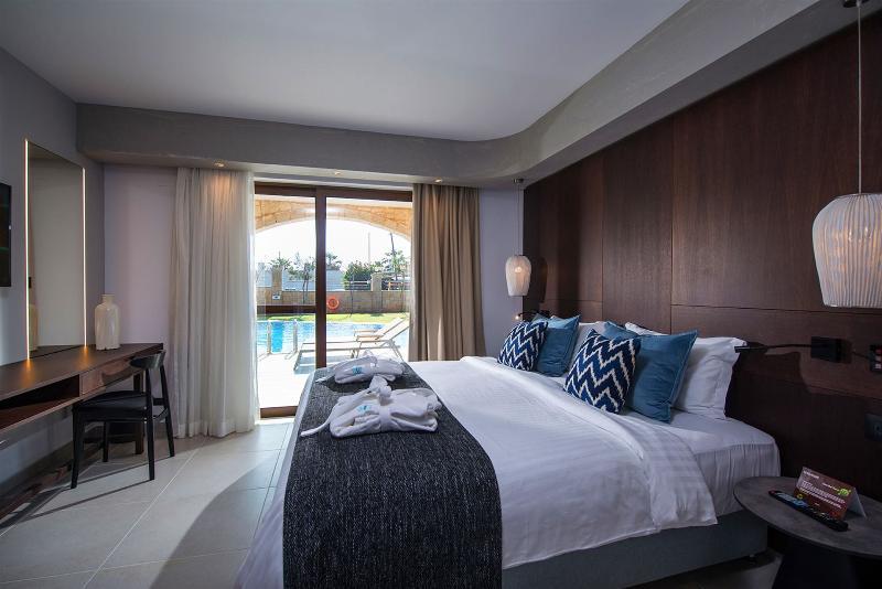 Курортный комплекс Atlantica Caldera Palace